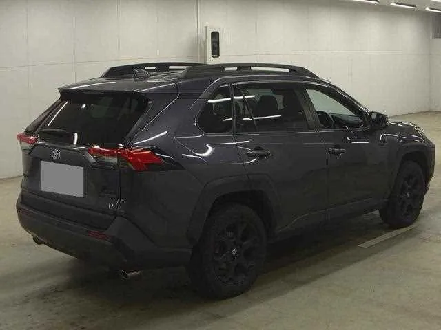 Toyota RAV4 2022 — миниатюра 2