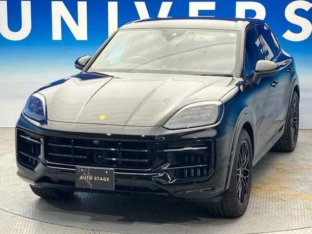 Porsche Cayenne 2023 — миниатюра 4
