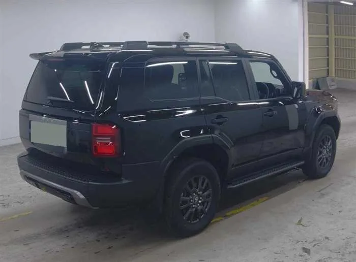 Toyota Land Cruiser 250 VX MODELISTA 2024 — миниатюра 4