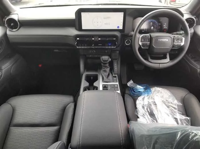 Toyota Land Cruiser 250 VX MODELISTA 2024 — миниатюра 5