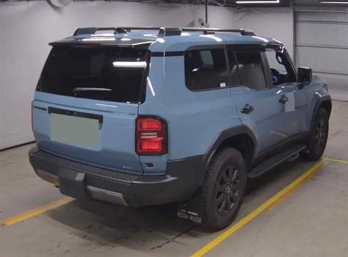 Toyota Land Cruiser 250 ZX DIESEL 7-SEATS 2024 — миниатюра 4