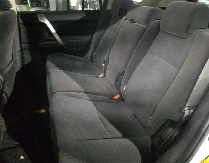 Toyota Land Cruiser Prado TX 7-SEATS 2022 — миниатюра 3