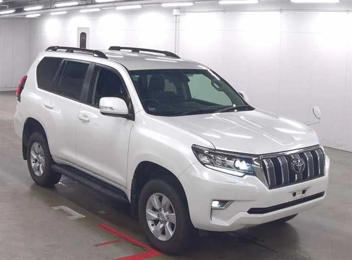 Toyota Land Cruiser Prado TX 7-SEATS 2022 — фото 1, купить с доставкой в Москву