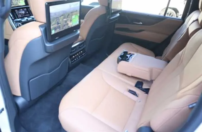 Lexus LX LX600 MODELISTA, MARK LEVINSON, REAR ENTERTAINMENT 2025 — миниатюра 4