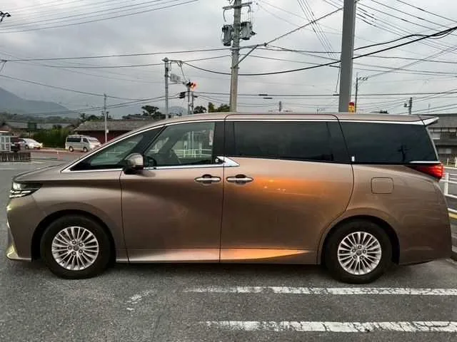 Toyota Alphard G Z 2023 — миниатюра 2