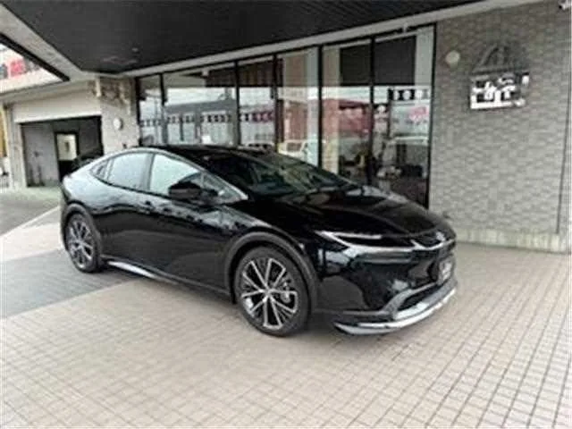 Toyota Prius 2025 — фото 1, купить с доставкой в Москву