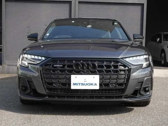 Audi A8 2023 — миниатюра 2