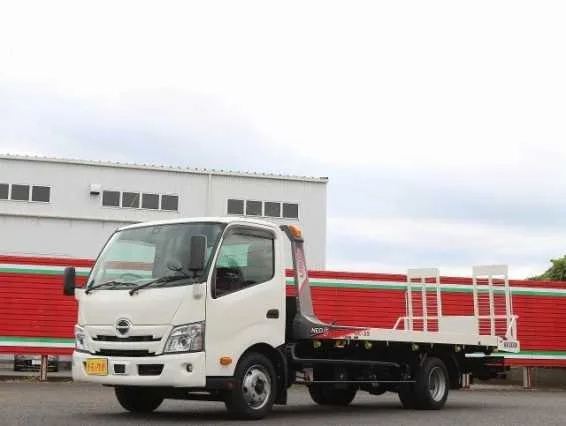 Hino Dutro 2022 — фото 1, купить с доставкой в Москву
