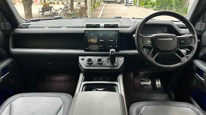 Land Rover Defender 110 X HSE D300 2022 — миниатюра 5