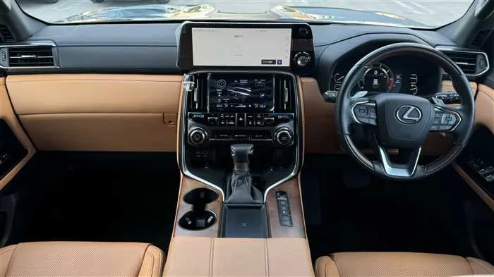Lexus LX 600 2023 — миниатюра 5