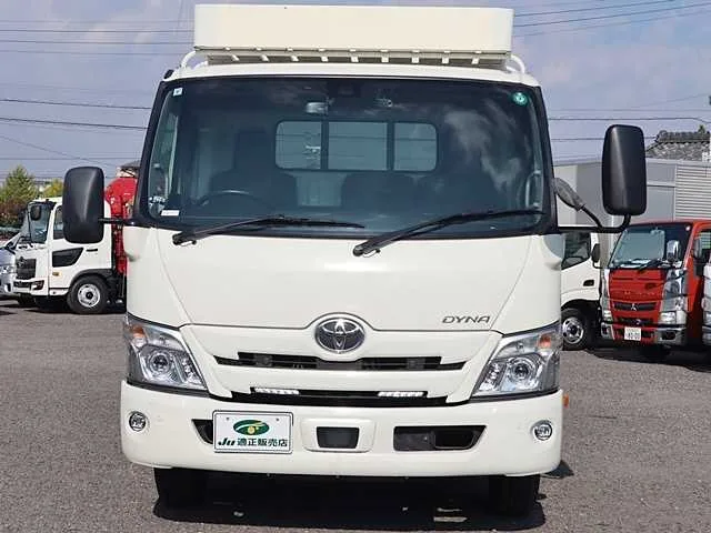 Toyota Dyna Truck 2022 — миниатюра 2