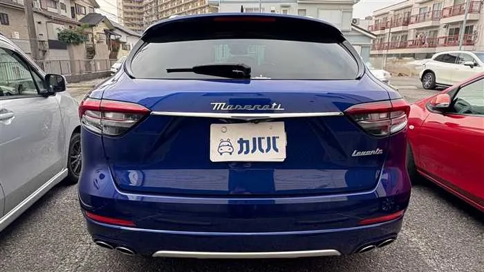 Maserati Levante GT 2022 — миниатюра 5