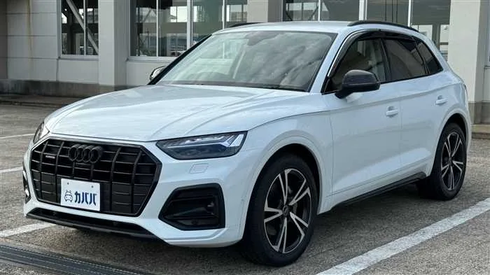 Audi Q5 4WD 2023 — фото 1, купить с доставкой в Москву
