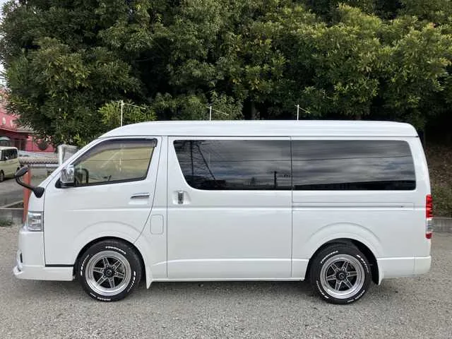 Toyota Hiace Wagon 2024 — миниатюра 3