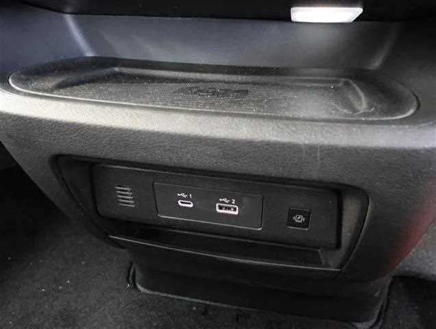 Nissan Serena e-POWER Highway Star V 2024 — миниатюра 3