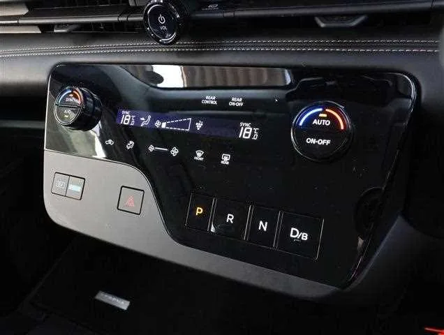 Nissan Serena e-POWER Highway Star V 2024 — миниатюра 4