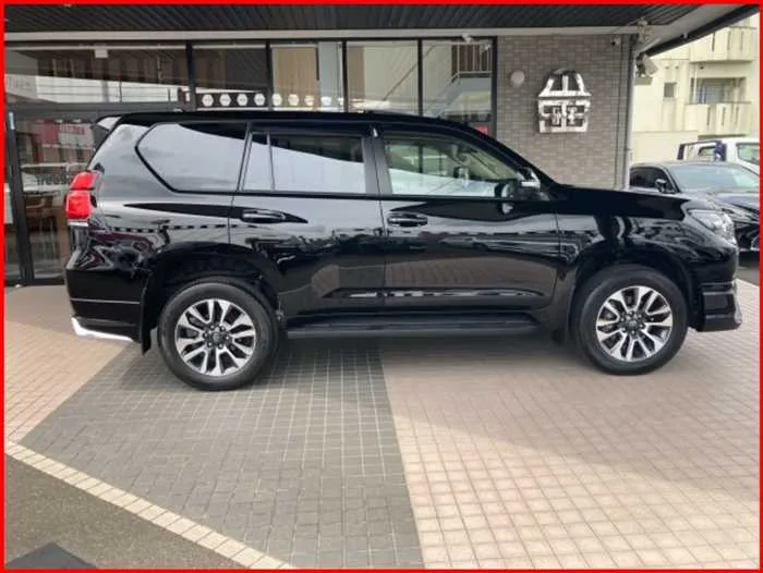 Toyota Land Cruiser Prado TX-L SUNROOF 2022 — миниатюра 5