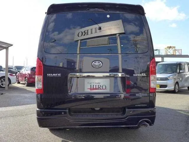 Toyota Hiace Van 2022 — миниатюра 5