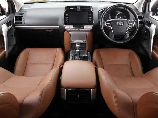 Toyota Land Cruiser Prado 2022 — миниатюра 2