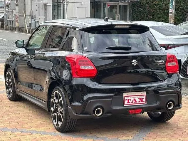 Suzuki Swift 2024 — миниатюра 2