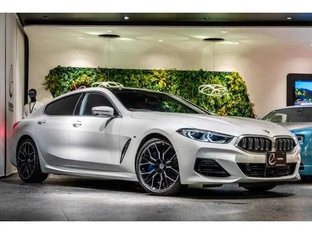 BMW 8 Series 2022 — фото 1, купить с доставкой в Москву