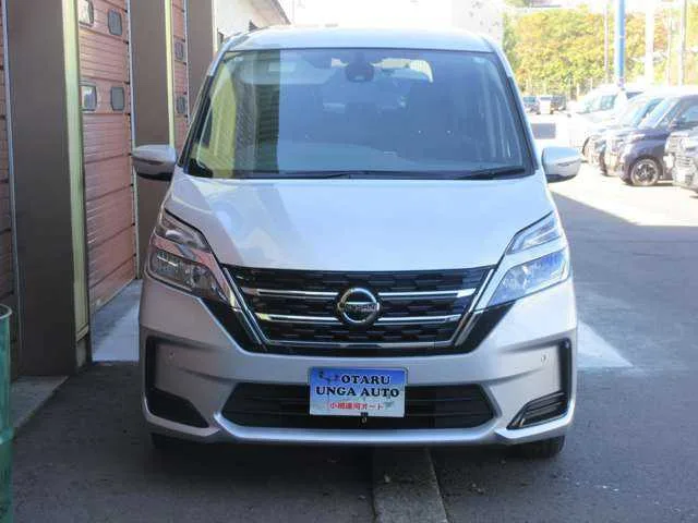 Nissan Serena 2022 — миниатюра 2