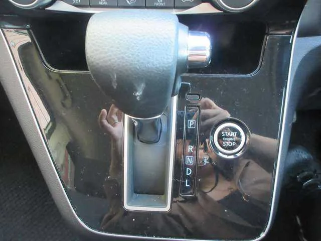 Nissan Serena 2022 — миниатюра 4