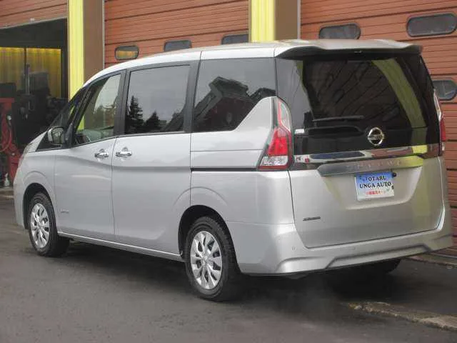 Nissan Serena 2022 — миниатюра 3