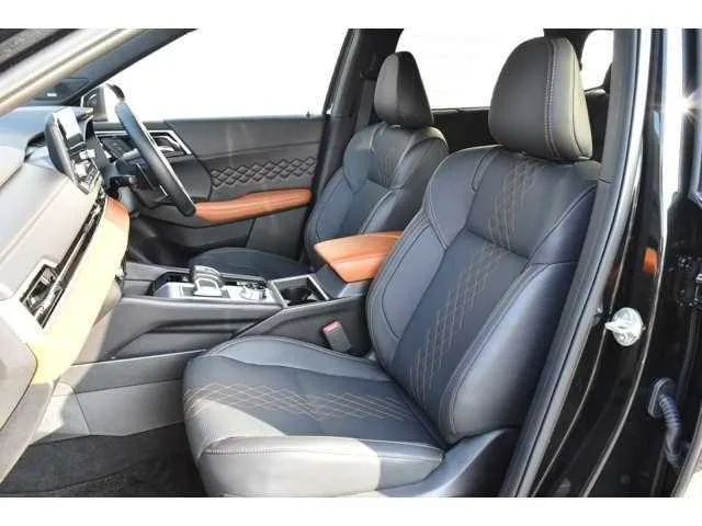 Mitsubishi Outlander 2024 — миниатюра 3