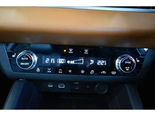 Mitsubishi Outlander 2024 — миниатюра 4
