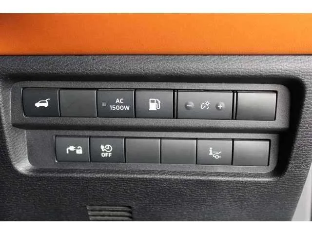 Mitsubishi Outlander 2022 — миниатюра 4