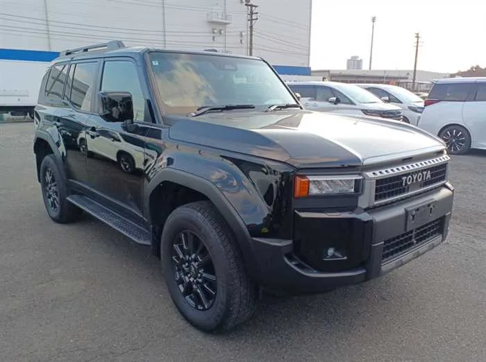 Toyota Land Cruiser Prado 250 VX 2024 — фото 1, купить с доставкой в Москву