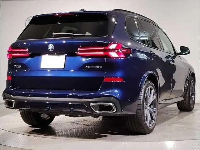 BMW X5 2025 — миниатюра 2