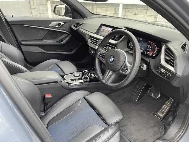 BMW 1 Series 2022 — миниатюра 5