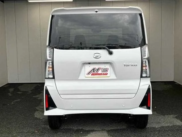 Daihatsu Tanto 2024 — миниатюра 4