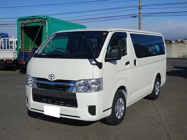 Toyota Hiace Van 2025 — фото 1, купить с доставкой в Москву