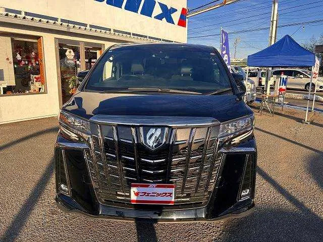 Toyota Alphard 2022 — миниатюра 5