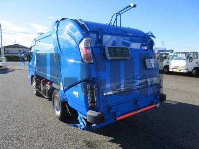 Mitsubishi Fuso Canter 2024 — миниатюра 5