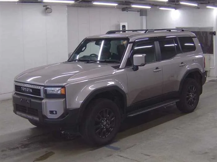 Toyota Land Cruiser Prado 250 VX SUNROOF 7-SEATS 2025 — миниатюра 2