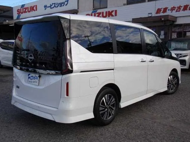 Nissan Serena 2025 — миниатюра 3