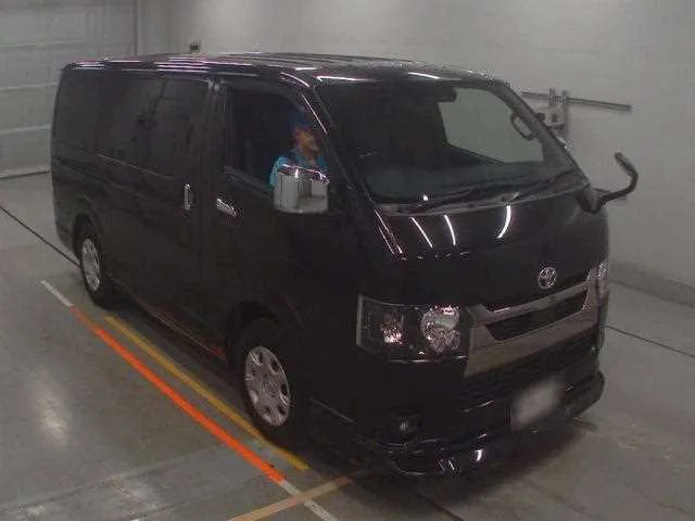 Toyota Hiace Van 2023 — миниатюра 5