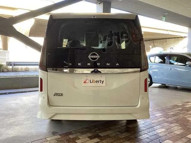 Nissan Serena 2025 — миниатюра 3