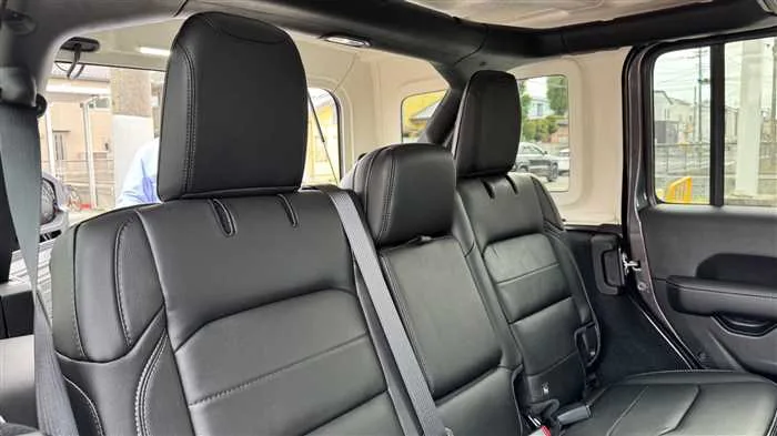 Jeep Wrangler 2022 — миниатюра 3