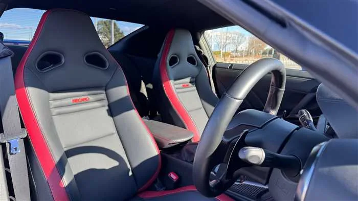 Nissan Nissan GT-R 2024 — миниатюра 3