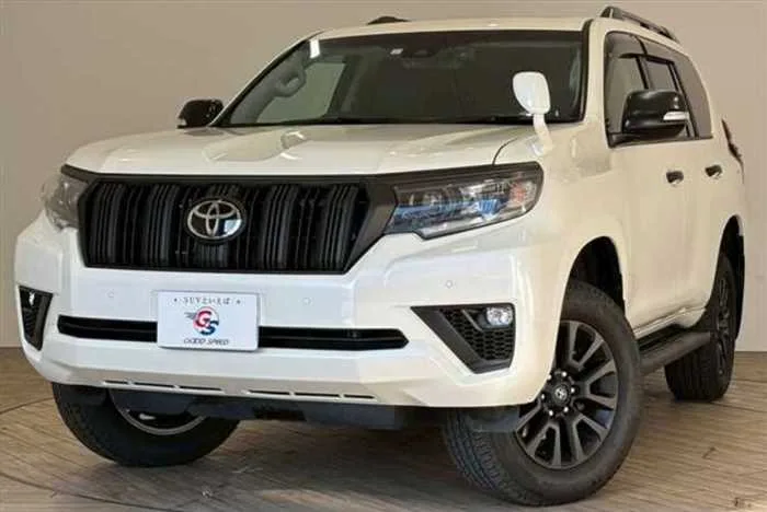 Toyota Land Cruiser Prado TX-L MAT BLACK SUNROOF 7-SEATS 2023 — фото 1, купить с доставкой в Москву