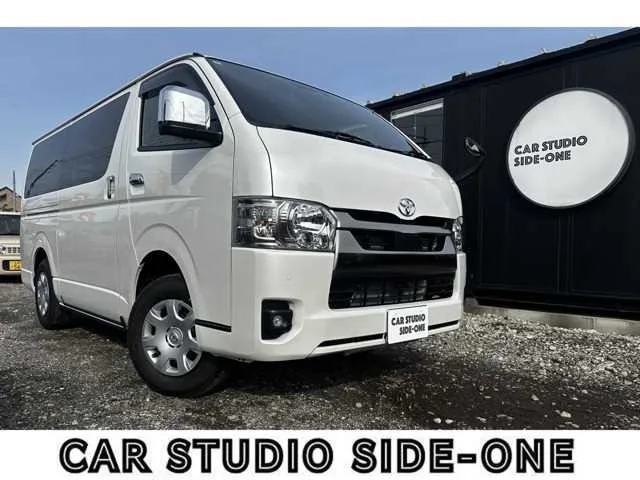 Toyota Hiace Van 2023 — фото 1, купить с доставкой в Москву