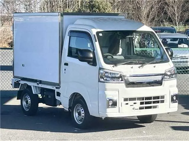 Daihatsu Hijet Truck -22 2022 — фото 1, купить с доставкой в Москву