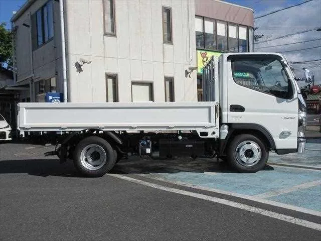 Mitsubishi Fuso Canter 2024 — миниатюра 5