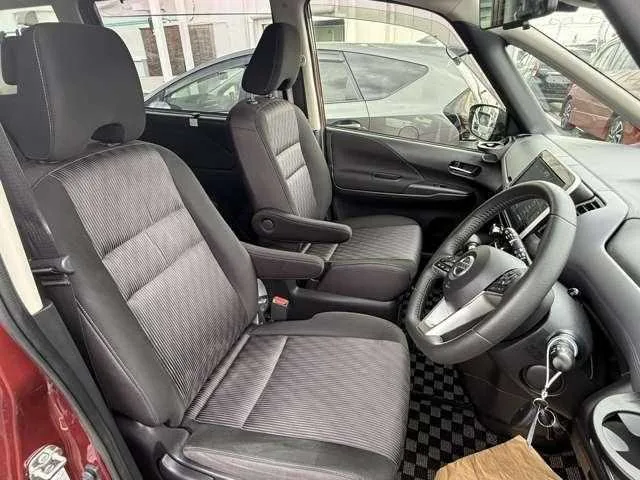 Nissan Serena 2022 — миниатюра 3