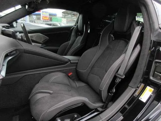 Chevrolet Corvette 2024 — миниатюра 4